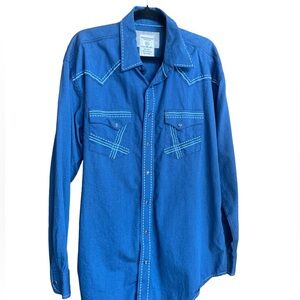 Panhandle Roughstock XL men’s western shirt. Designed in Texas .